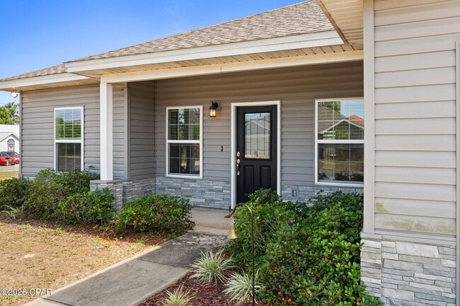 Foto del edificio - 5206 Robins Ct