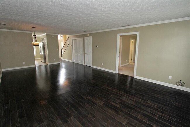 Foto del edificio - 6115 Colston Ln