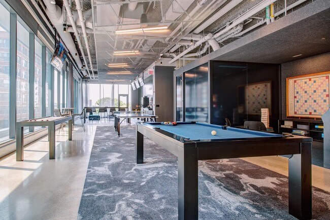 Foto del edificio - 611 S Wells St