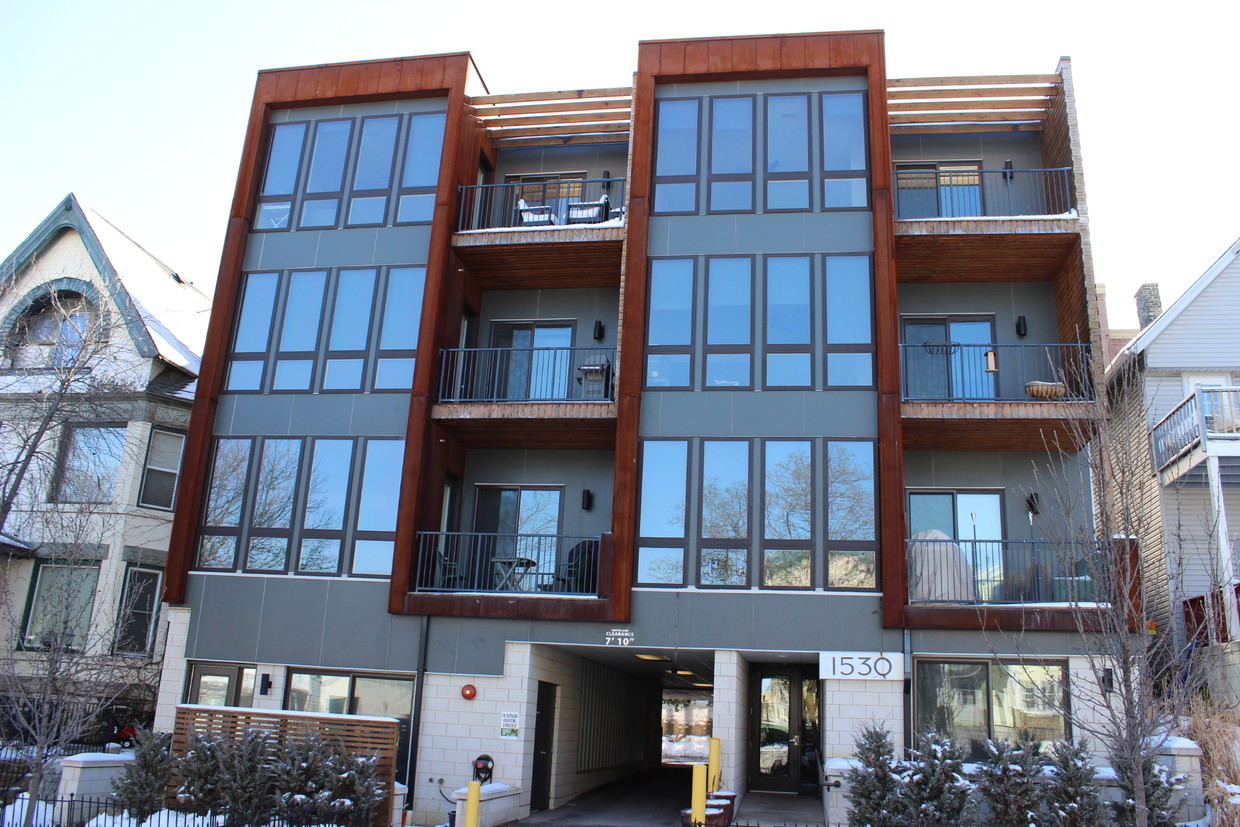 Foto principal - 1530 N Jackson St