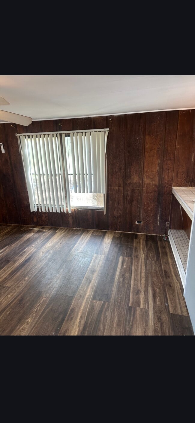 Foto del edificio - 8910 Via Ln