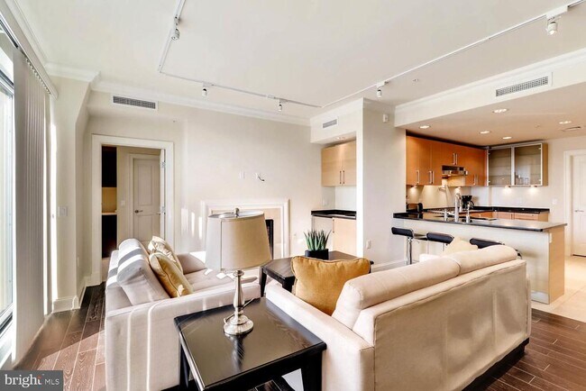 Foto del edificio - 801 Key Hwy