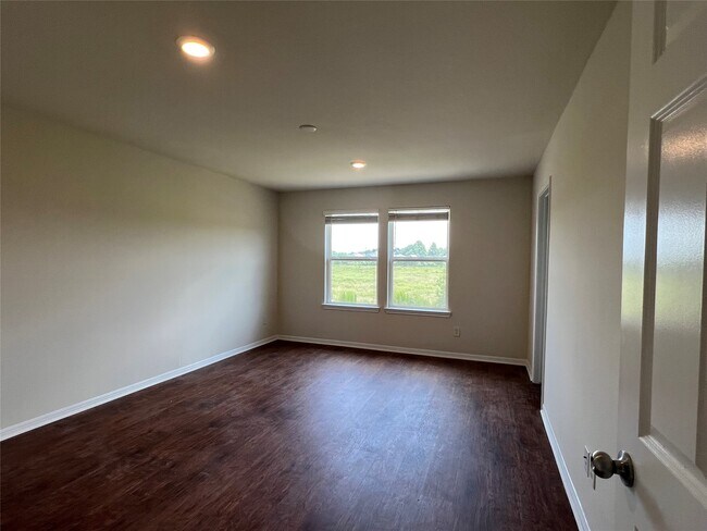 Foto del edificio - 4711 Prairie Chase Dr