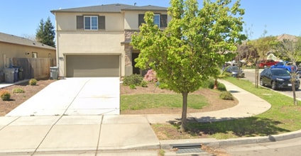 Building Photo - 4297 Lasalle Dr