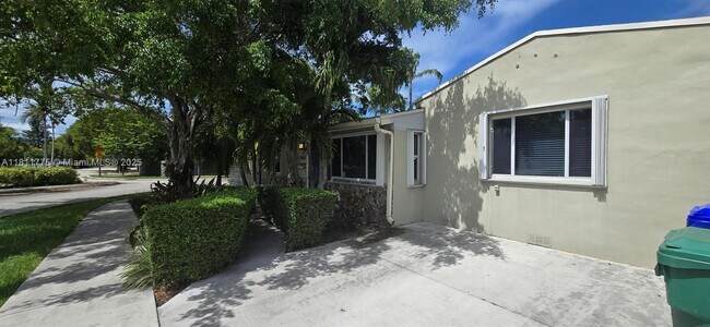 Foto del edificio - 2601 SW 24th Ave