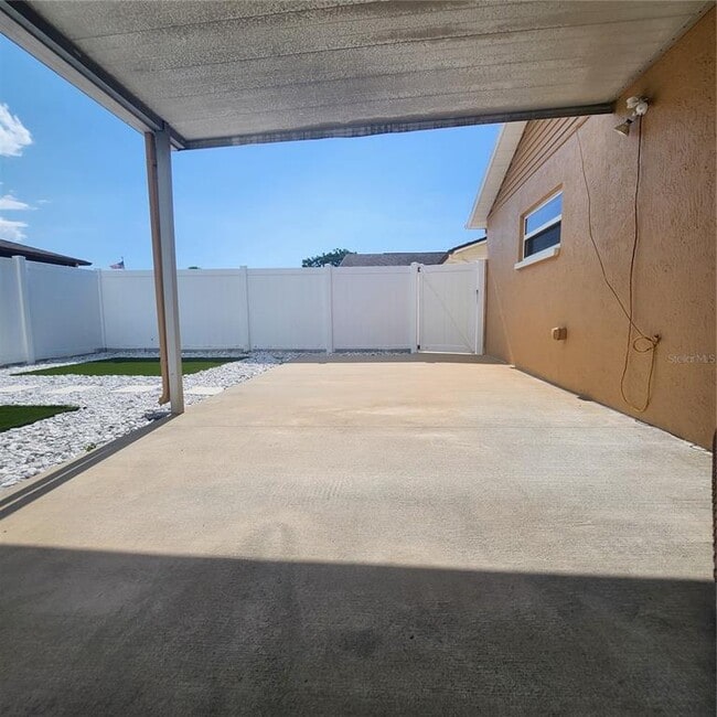 Building Photo - 6336 Bonaire Ave