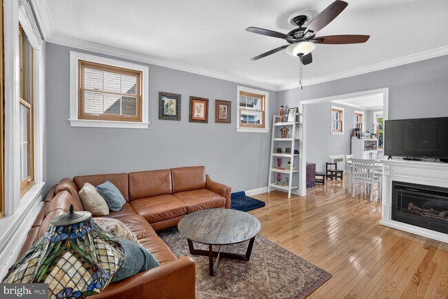 Foto del edificio - 3909 W St NW