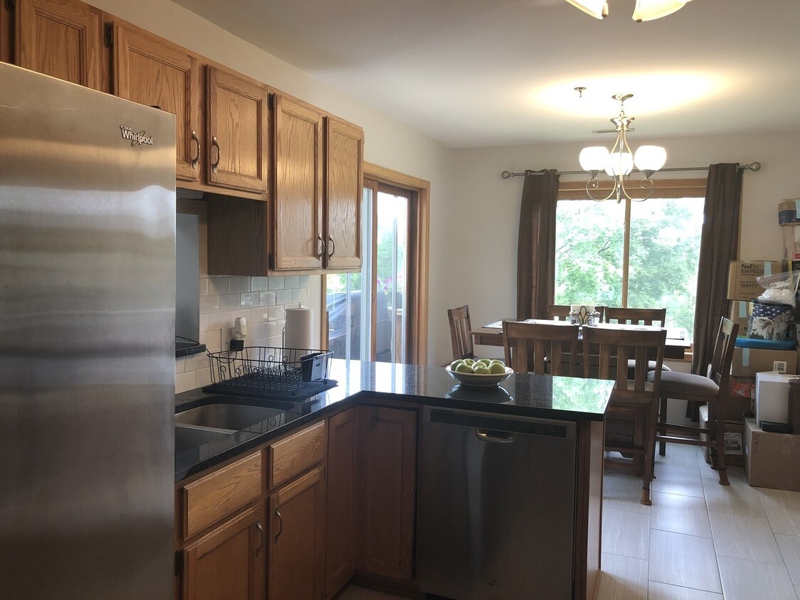 Primary Photo - 908 Thornwood Dr