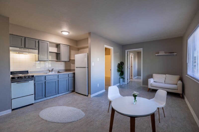 Foto principal - 601 Moses Dr