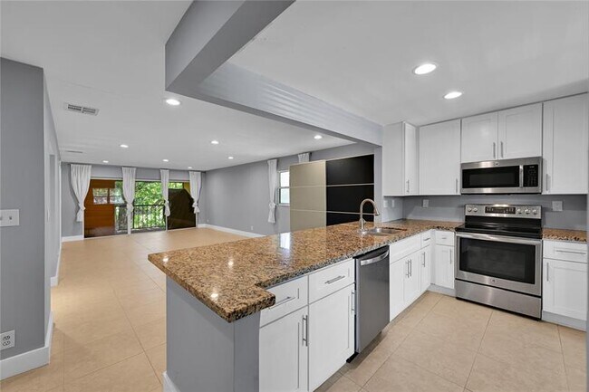 Foto del edificio - 1501 NW 13th St