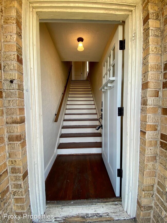 Foto del edificio - 2 br, 1 bath House - 2426 Jefferson Blvd