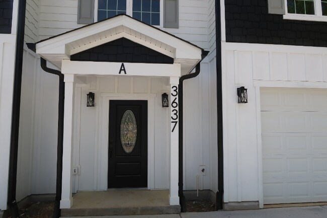 Building Photo - 3637 Guess Rd