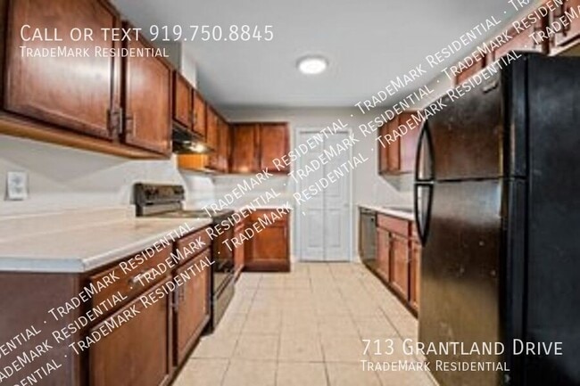 Foto del edificio - 713 Grantland Dr