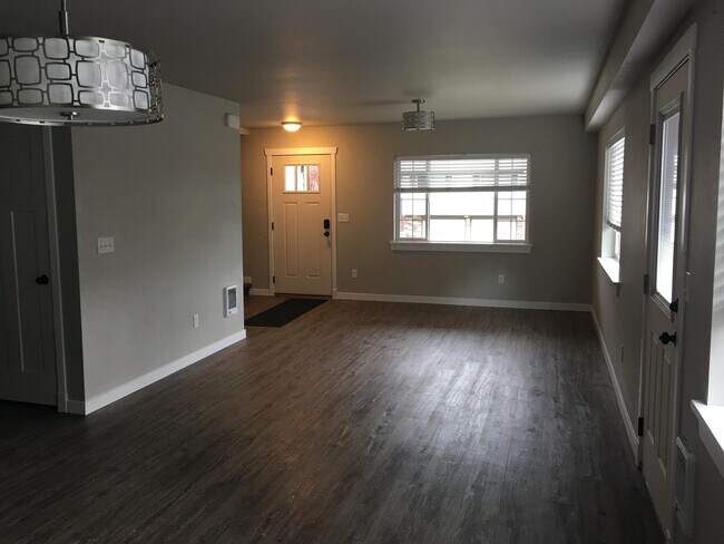 Foto del edificio - 807 N Grant St
