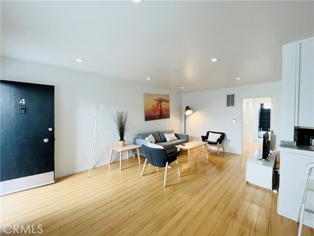 Foto del edificio - 3864 Inglewood Blvd