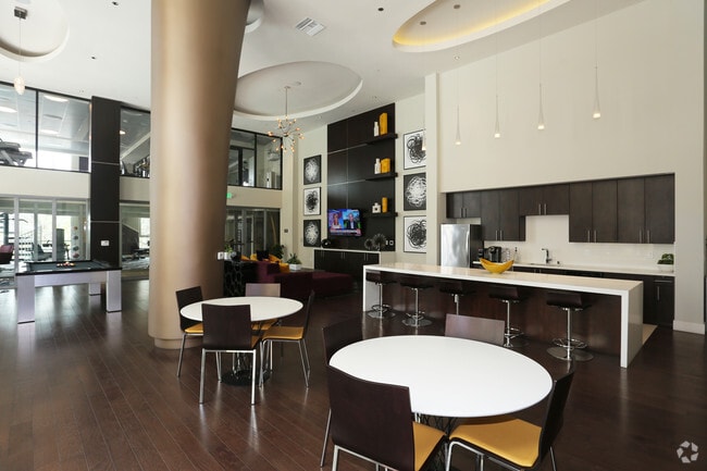 Clubhouse - Camden Glendale