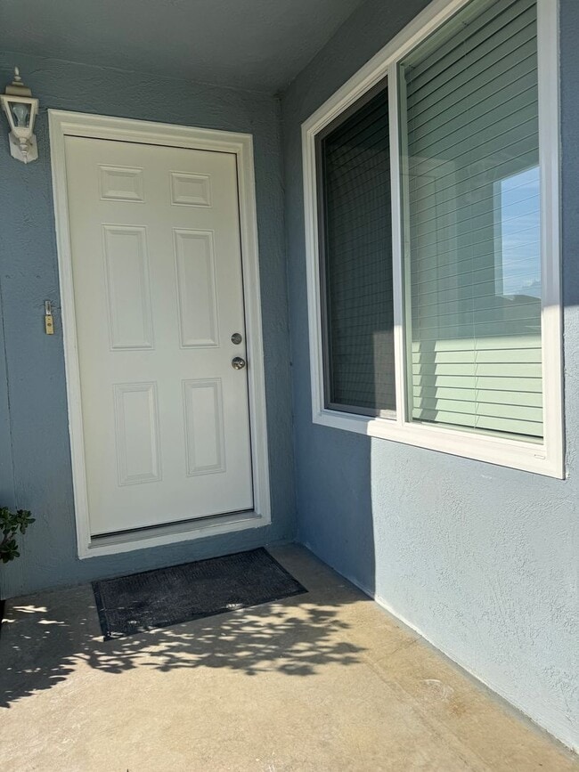 Photo - Samantha Way Apartment