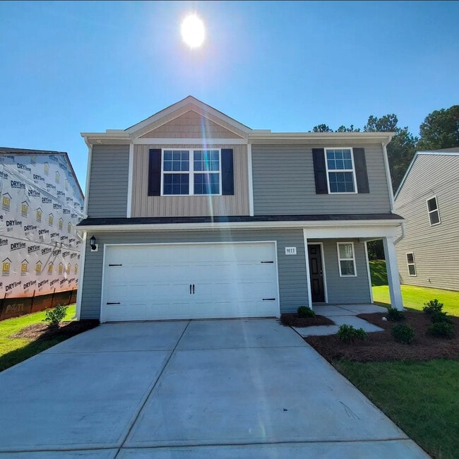 Building Photo - Room in House on Creedmore Hills Dr
