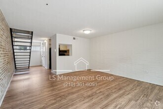 Building Photo - 408 Ira Ave