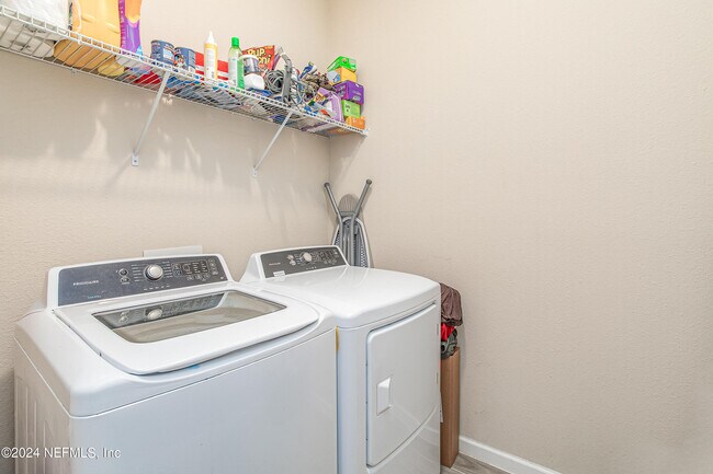 Building Photo - 6846 Longleaf Branch Dr