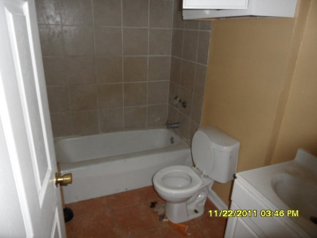 Apt Interior 3 - 3419 Avenue N