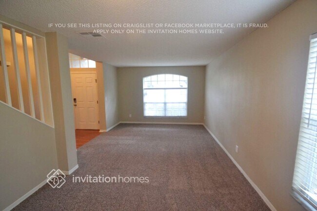 Foto del edificio - 2404 Needham Dr