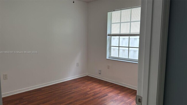 Foto del edificio - 13773 NW 22nd St