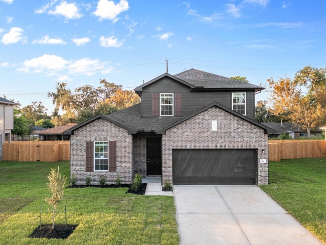 Building Photo - 426 Magnolia Ln