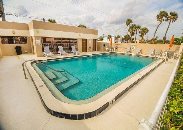 Foto del edificio - 15 N Atlantic Ave