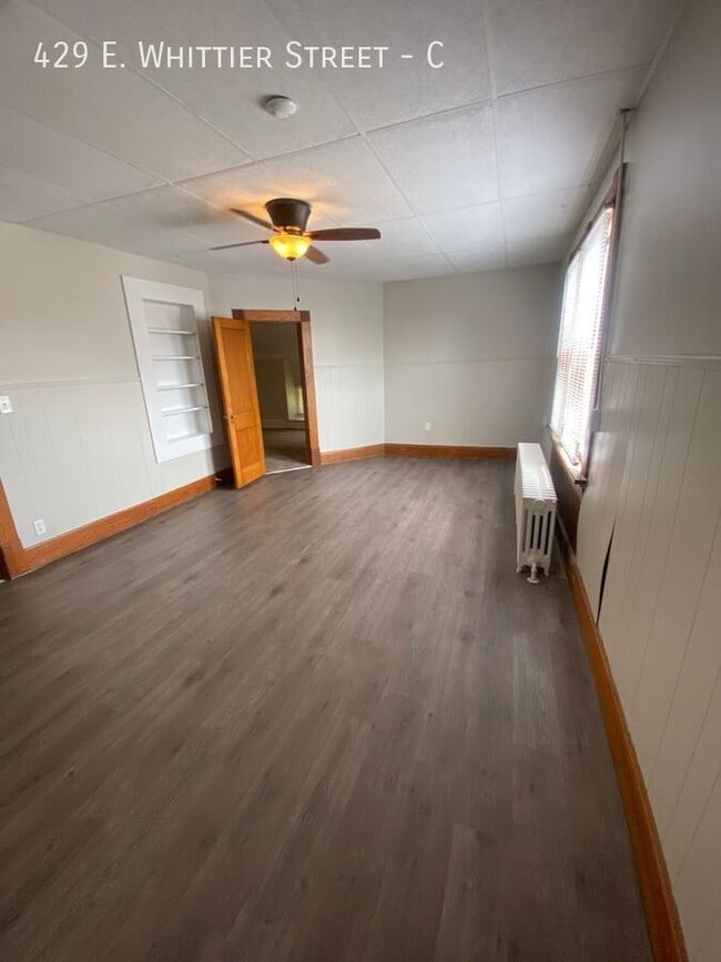 Building Photo - 429 E Whittier St