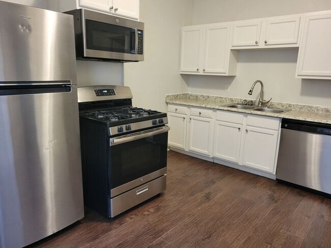 Building Photo - 264 Miller Ave