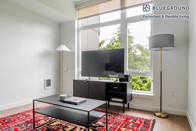 Foto del edificio - 8709 161st Avenue Northeast
