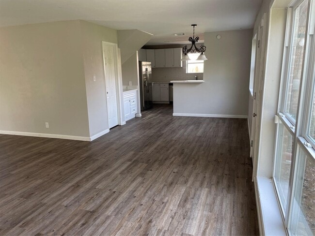 Building Photo - 24118 Spring Mill Ln