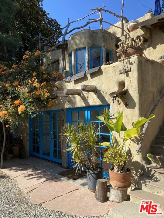 Building Photo - 1403 Avon Park Terrace