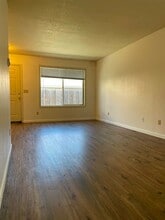 Building Photo - 1714 Lakeview Ave