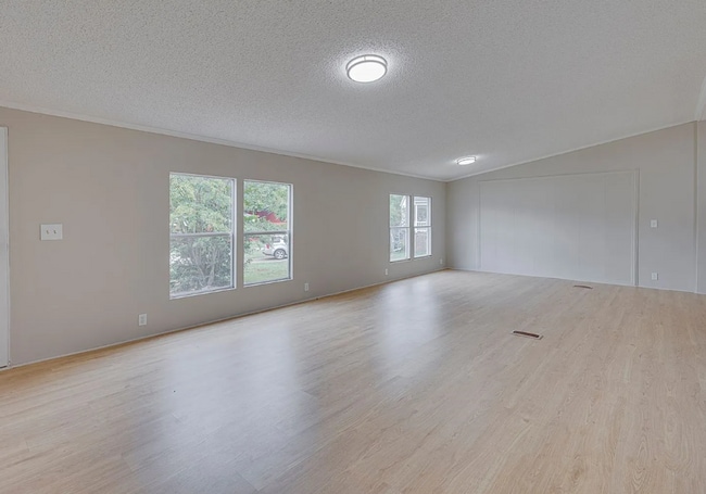 Building Photo - 516 Golden Pine Ct