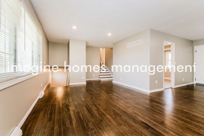 Building Photo - Beautiful 3 Bedroom and 2 Bath Home in Kan...