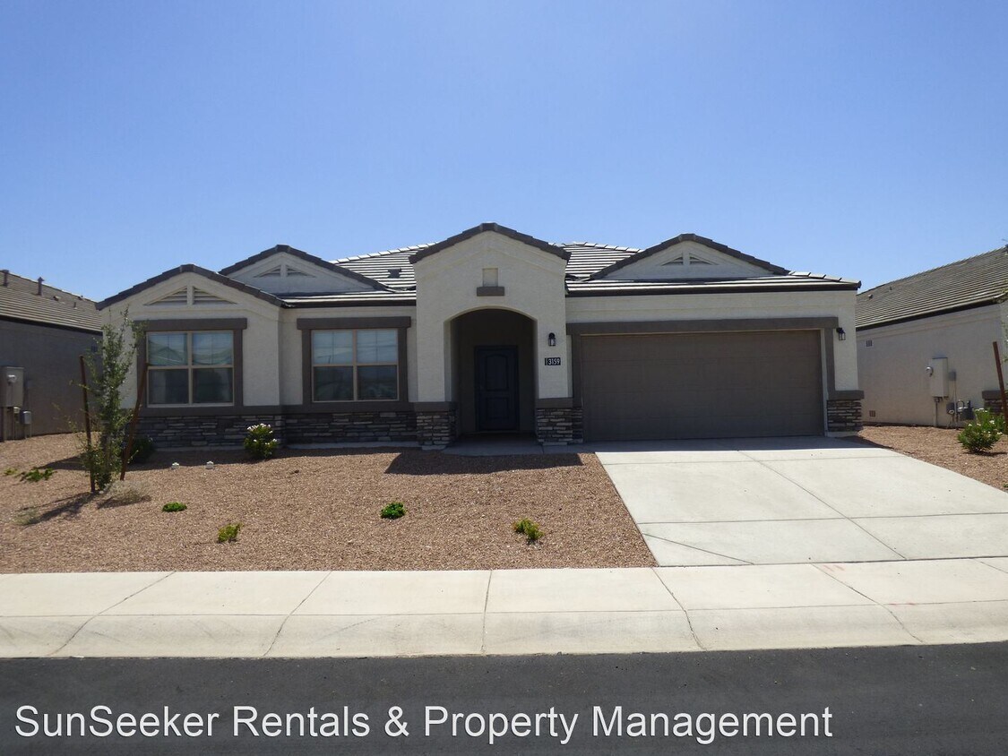 Foto principal - 4 br, 2 bath House - 3159 N Brooklyn Dr