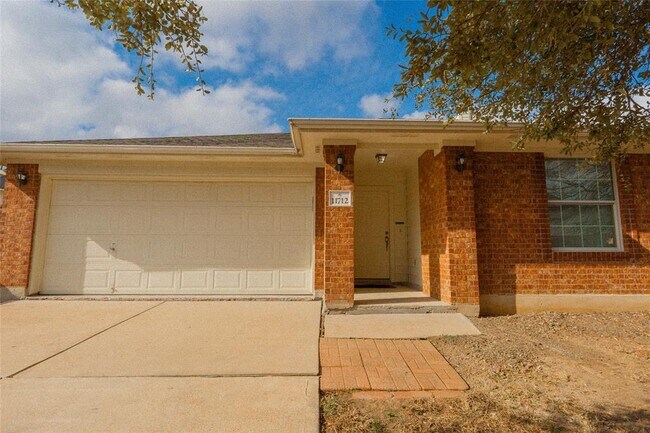 Building Photo - 11712 Dunfries Ln