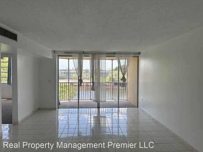 Foto del edificio - 1 br, 1 bath House - 1750 NE 191ST ST # 32...