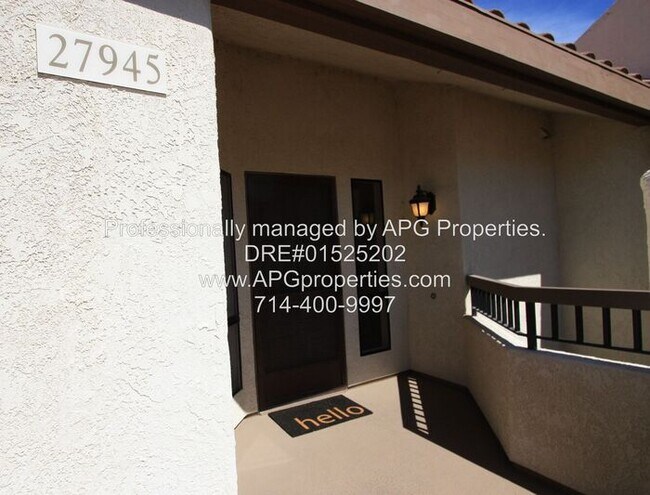 Building Photo - Lake Mission Viejo 2 Bedroom 2 Bathroom + ...