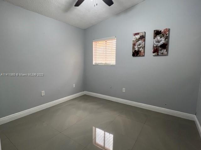 Foto del edificio - 11951 SW 132nd Ct