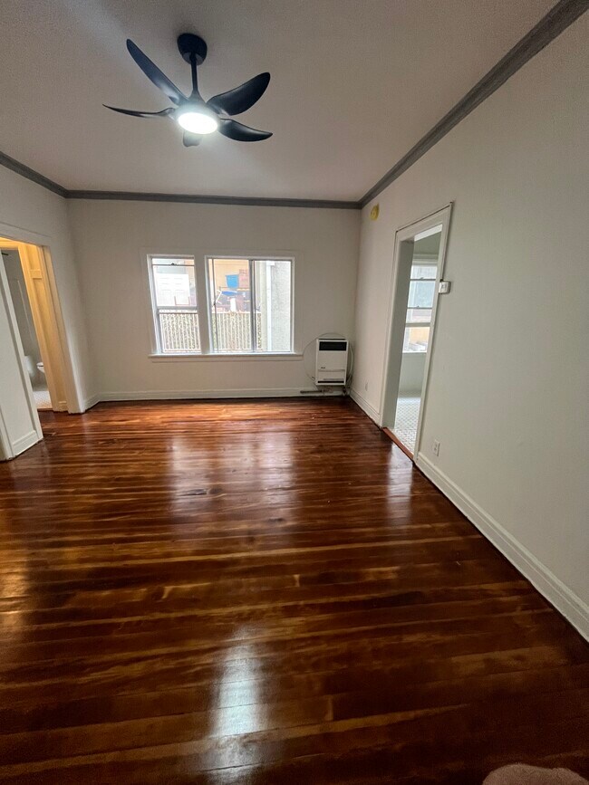 Building Photo - 517 S Rampart Blvd