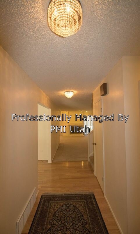 Building Photo - 3666 Littlerock Ln