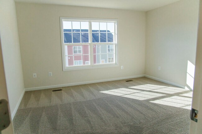 Foto del edificio - 113 Oakshire Ct