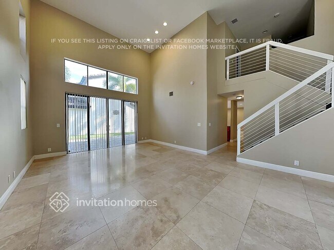 Foto del edificio - 1240 NW 105th Ave