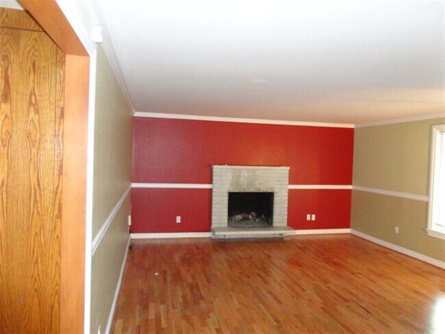 Foto del edificio - Charming Everett Rambler — 3 Bedrooms + Bonus Room