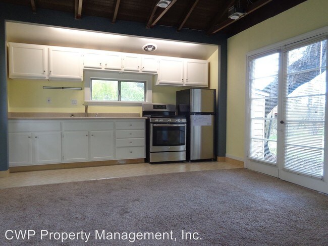 Building Photo - 13560 Lake Chabot Rd