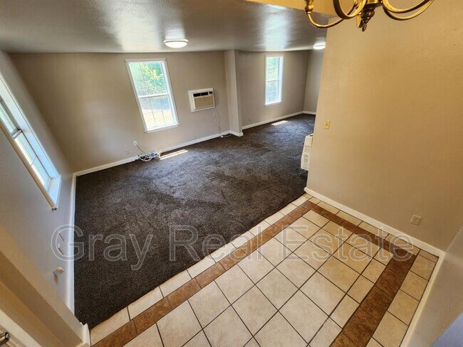 Building Photo - 110 S Division