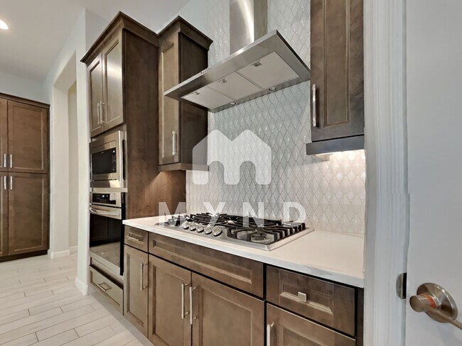 Building Photo - 6625 E Morningside Dr